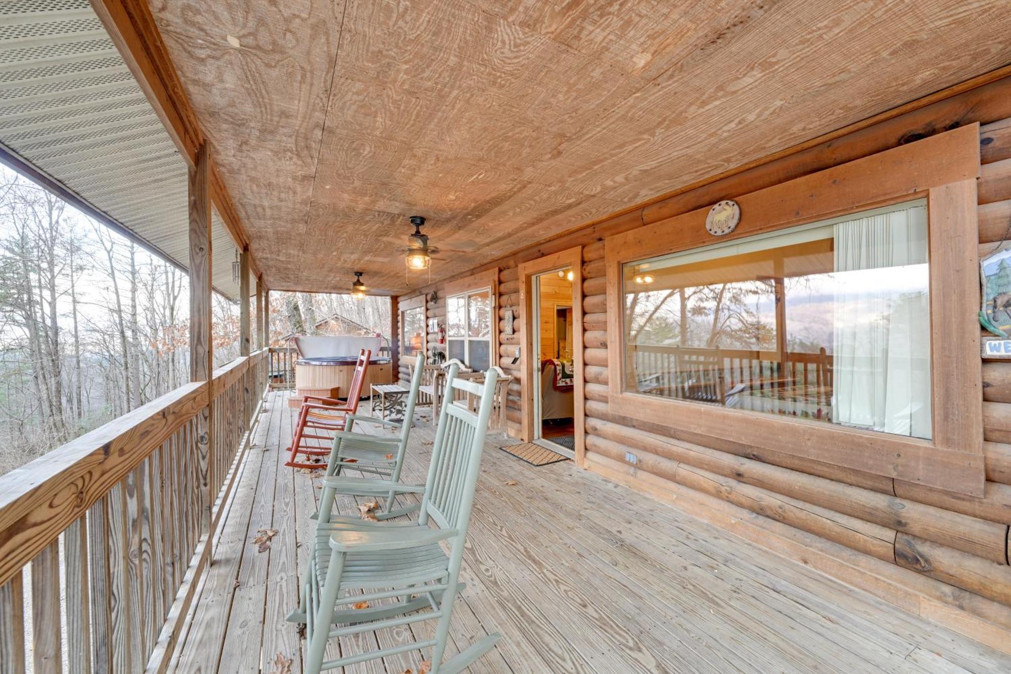 Cozy Deer Glen Cabin With Private Hot Tub And Porch! Bryson City Εξωτερικό φωτογραφία
