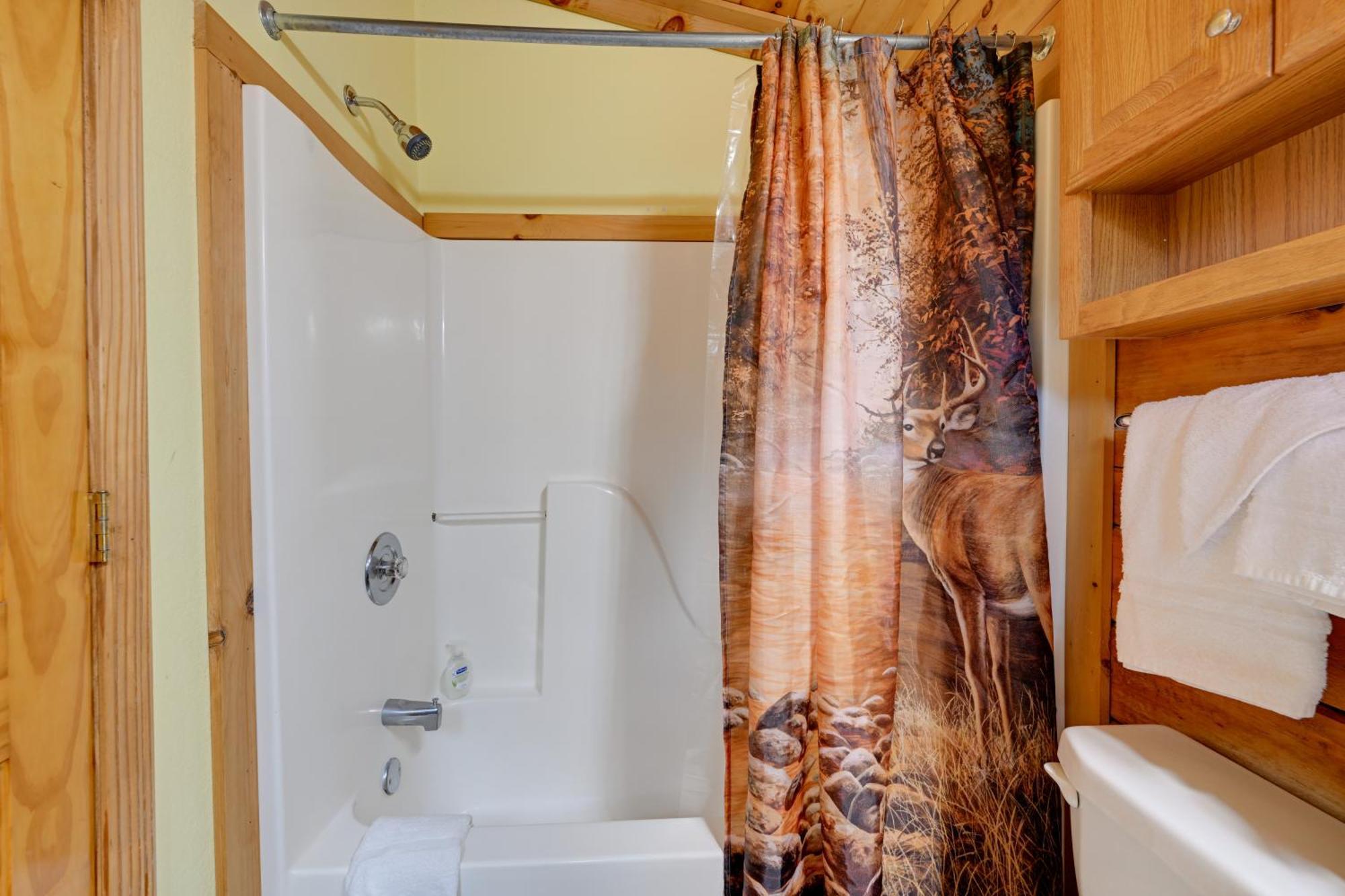 Cozy Deer Glen Cabin With Private Hot Tub And Porch! Bryson City Εξωτερικό φωτογραφία