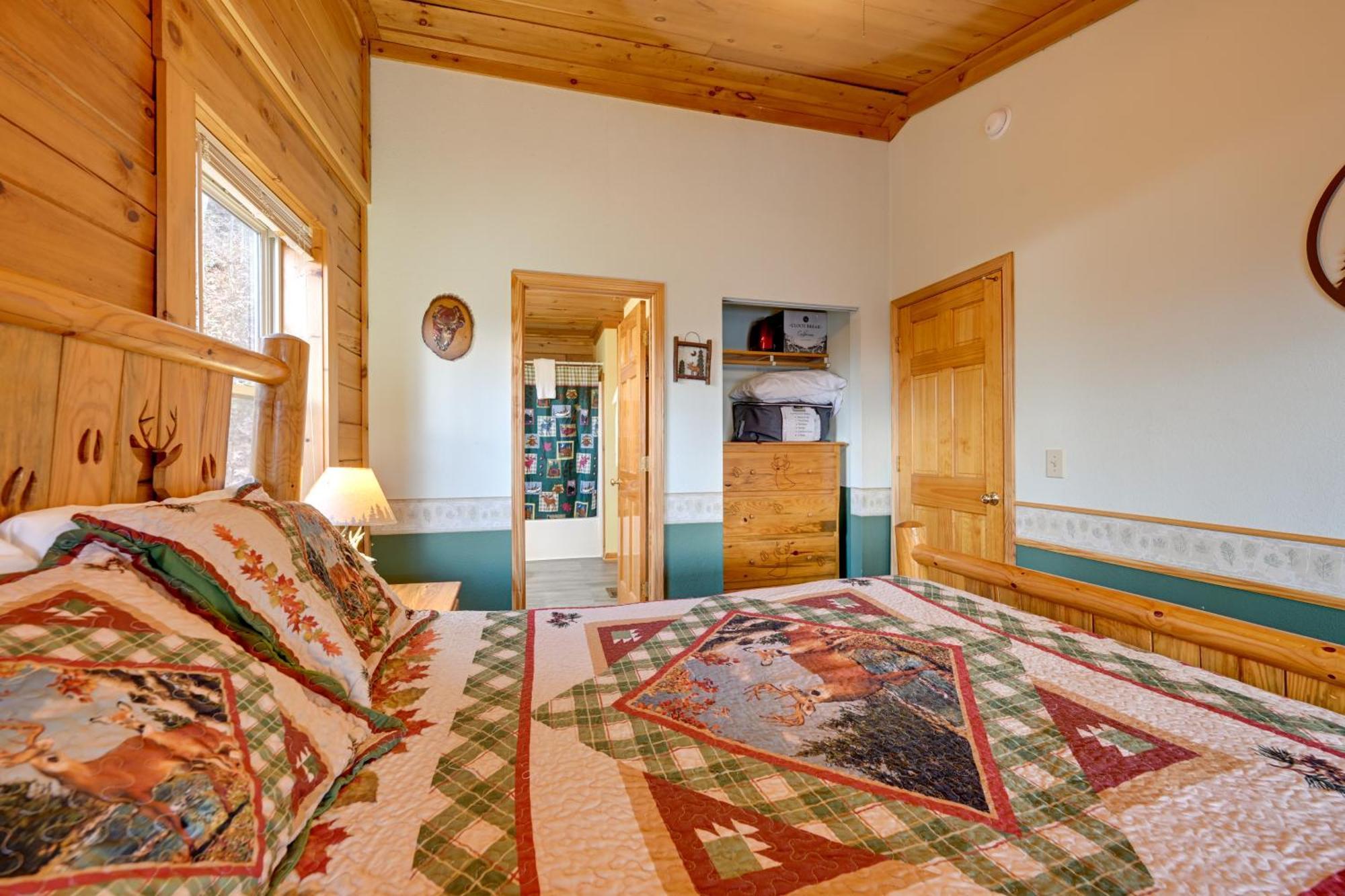 Cozy Deer Glen Cabin With Private Hot Tub And Porch! Bryson City Εξωτερικό φωτογραφία